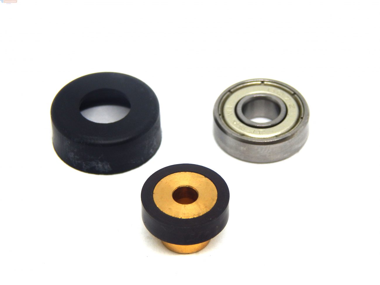 5/07×12 8/07×12 MAGNES + ŁOŻYSKO + GUMA ŁOŻYSKA MAGNES KPL, Indeks: 1607000V38