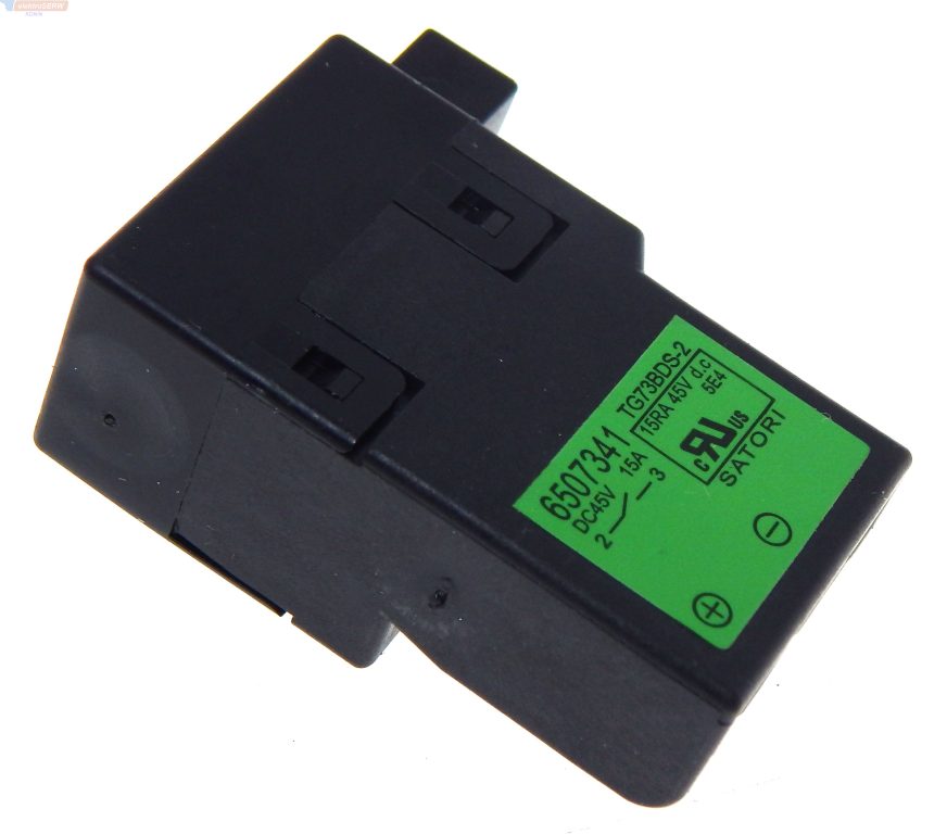 Makita włącznik / wyłącznik TG73BDS-2 do akumulatorowej pilarki tarczowej DHS680