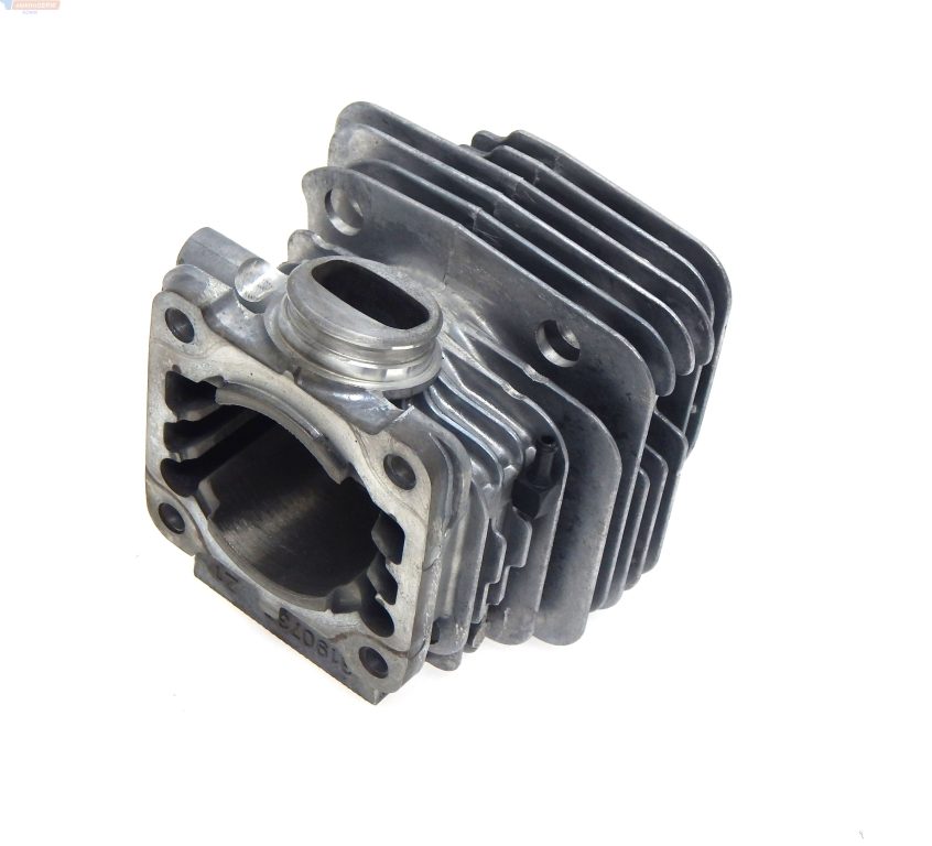 Makita cylinder do piły spalinowej EA3500S